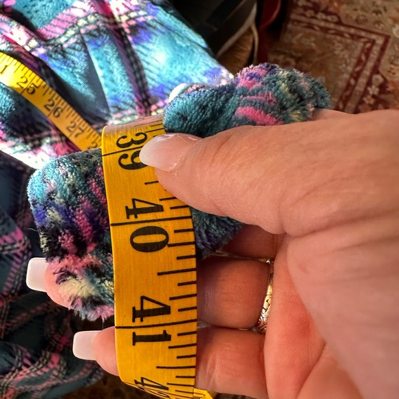 Victoria‎ Secret size medium/Lge plush pink teal blue  plaid mini robe w belt - Picture 11 of 12